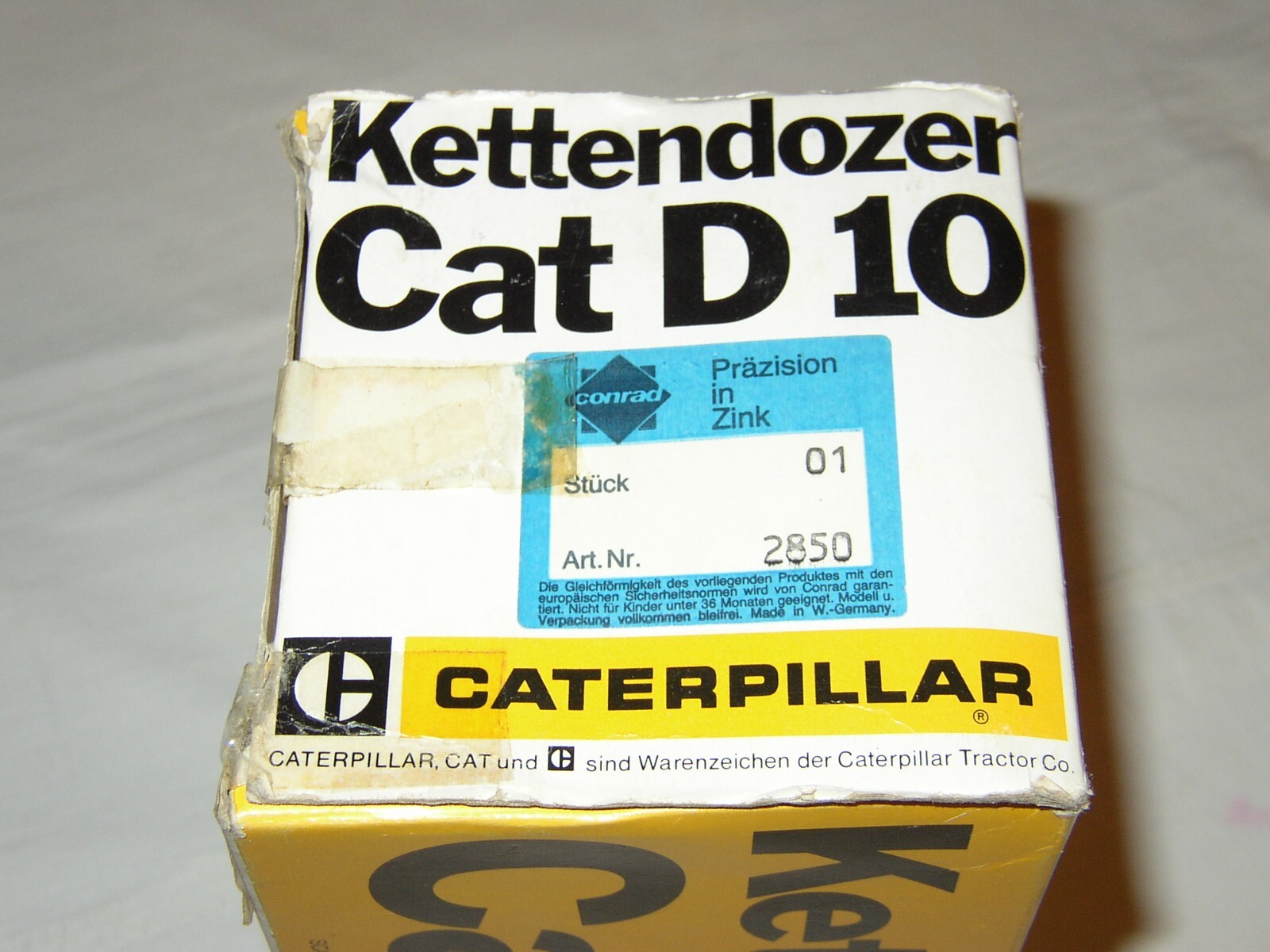 CONRAD-GESCHA CATERPILLAR CAT D10 TRUCK-TYPE TRACTOR WITH BOX # 285 MIB/NMIB