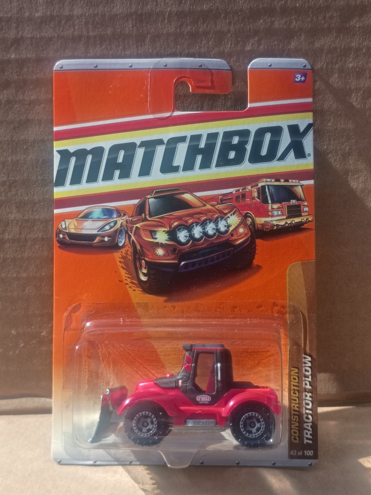 Matchbox Tractor Plow 1:64 Diecast Red/Black 2010 Lil Mule VHTF Carded