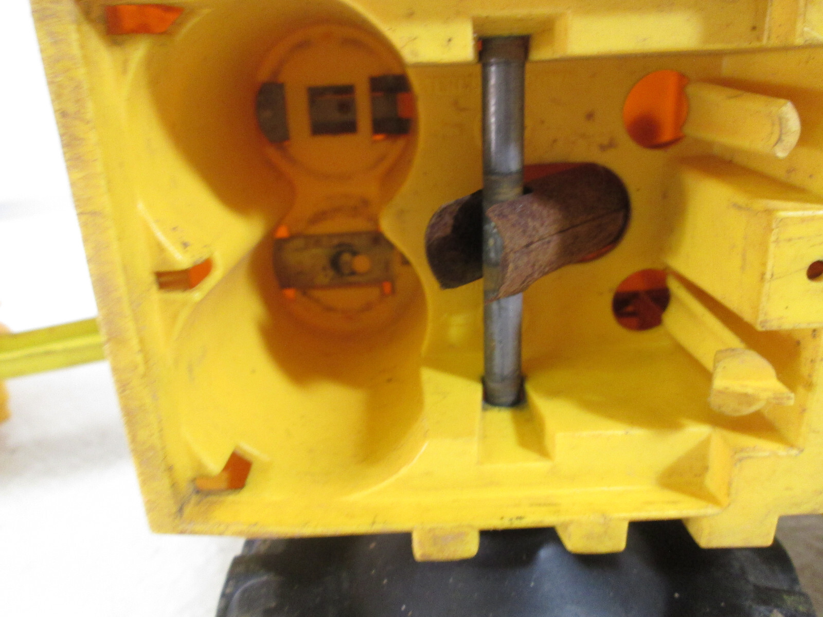 Vintage Mattel 1963 Vrroom plastic skip front loader