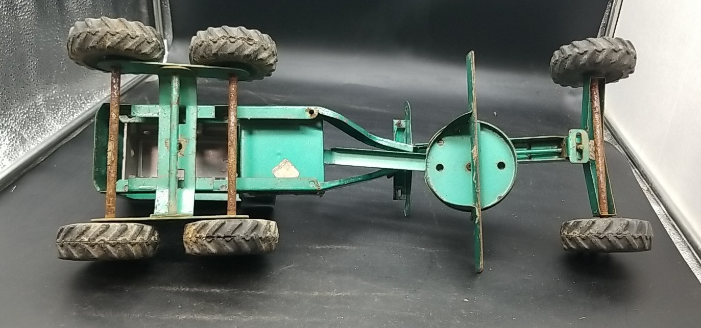 1950s Structo Road Grader Green w/ Blade & Engine Missing Stack & Blade Holders
