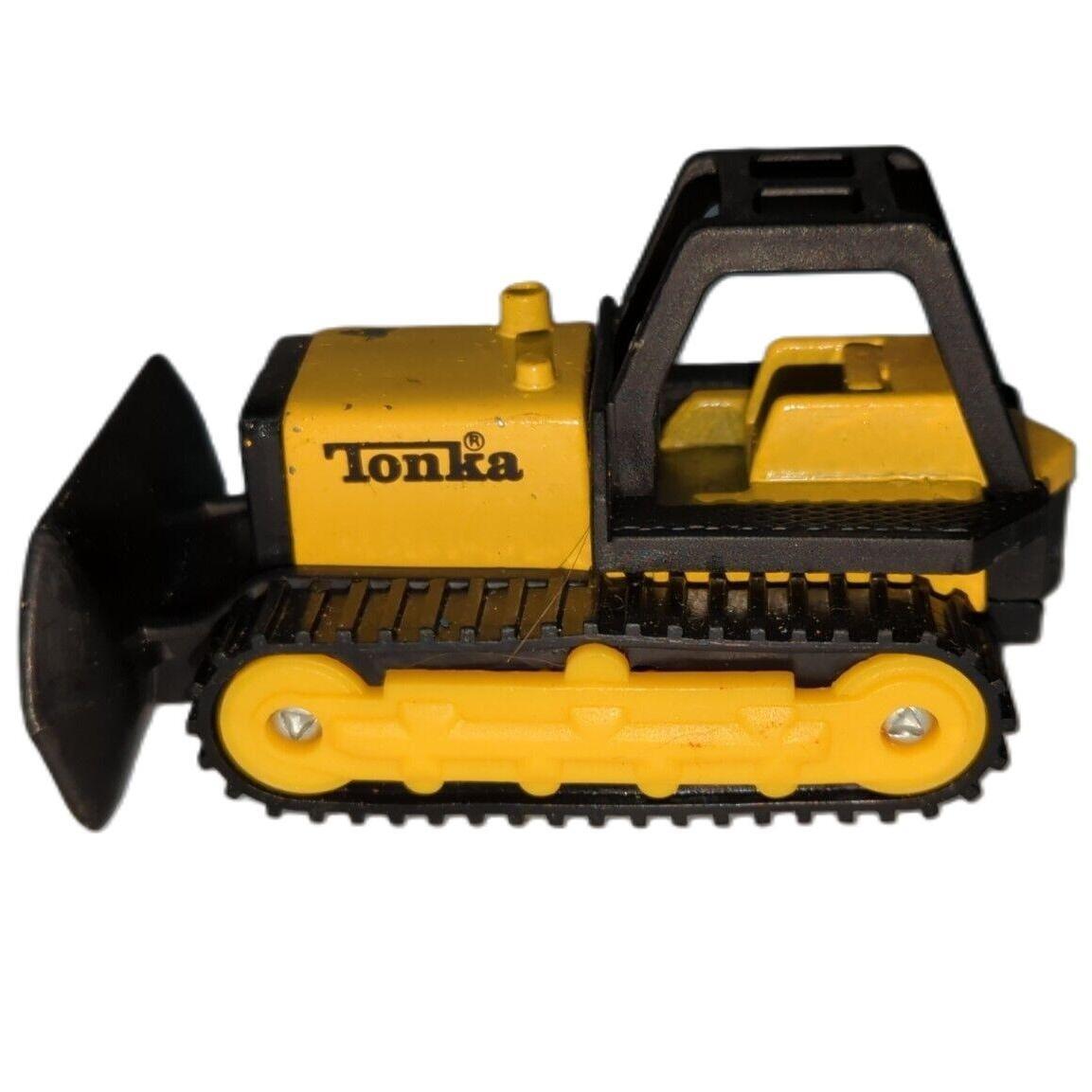 Vintage Tonka Bulldozer Diecast Dozer Construction Equipment Vehicle 1994 Yellow