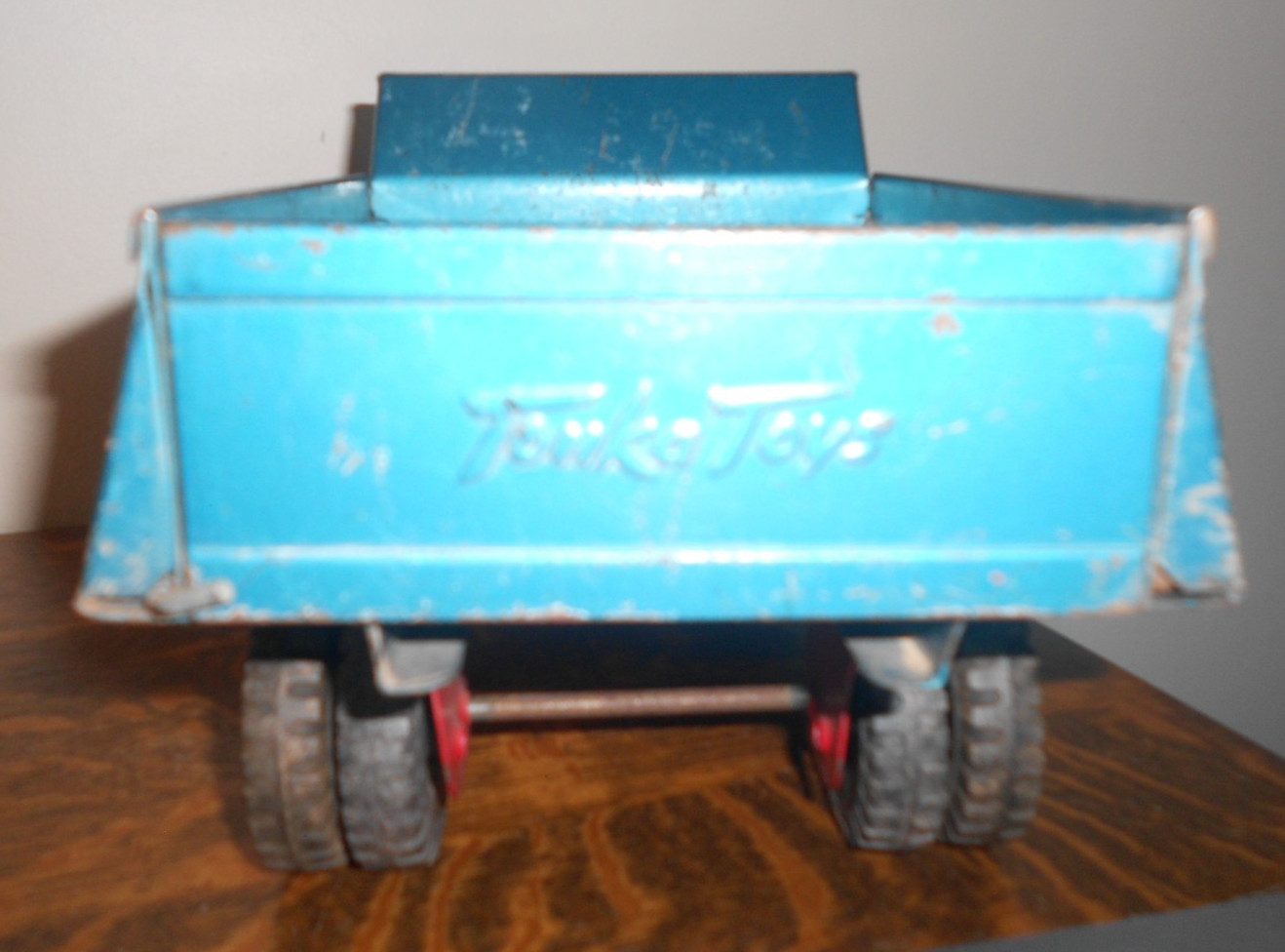 Vintage 1960 »s Tonka Pressed Steel Dump Truck Red And Blue