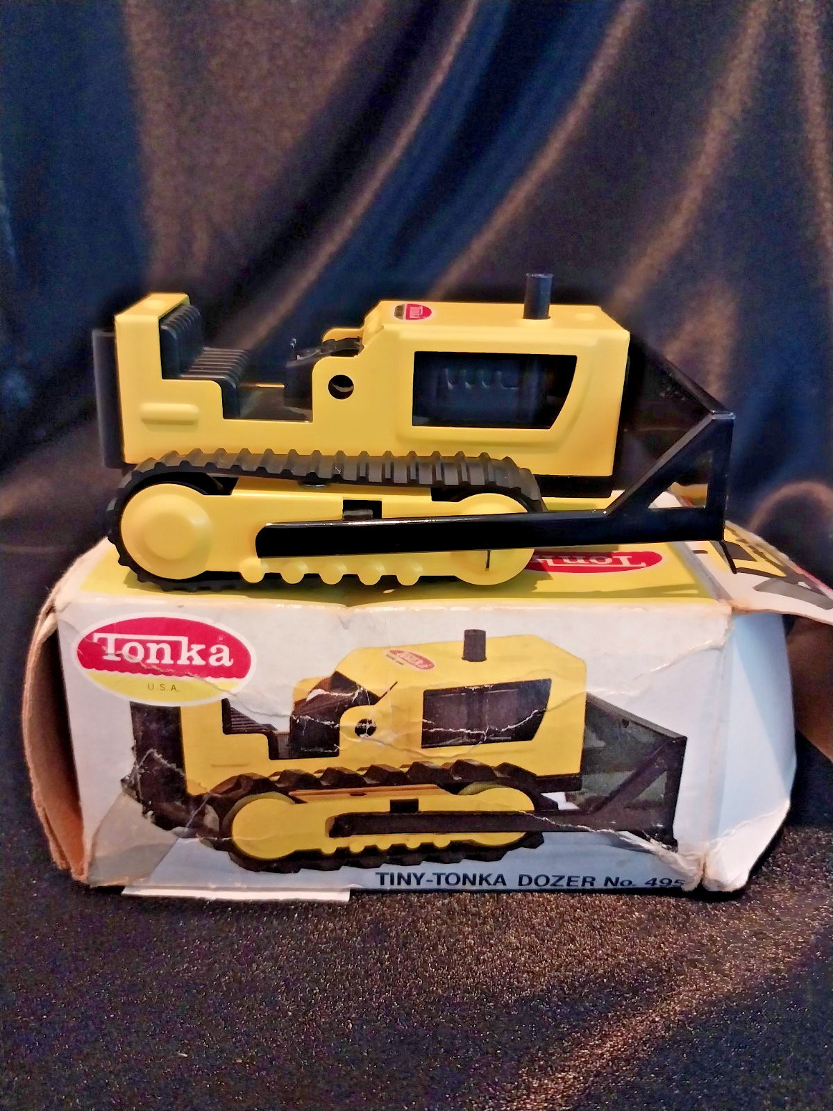 Vintage Tiny Tonka Dozer No. 495 Yellow Steel Bulldozer with Original Box 1:50