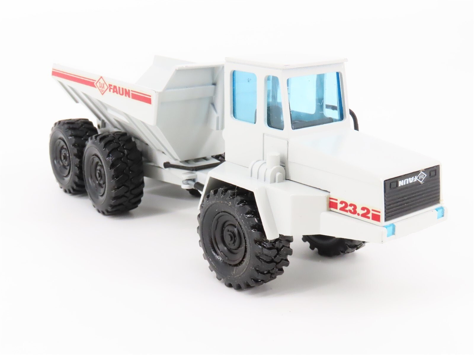 O&K Faun D23.2 Articulated Dump Truck – White – NZG 1:50 Scale Model #301 New