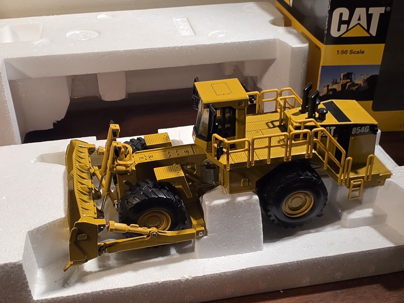 W/ BOX Norscot #55159 1:50 Scale Diecast CAT 854G Wheel Dozer 2005 Caterpillar