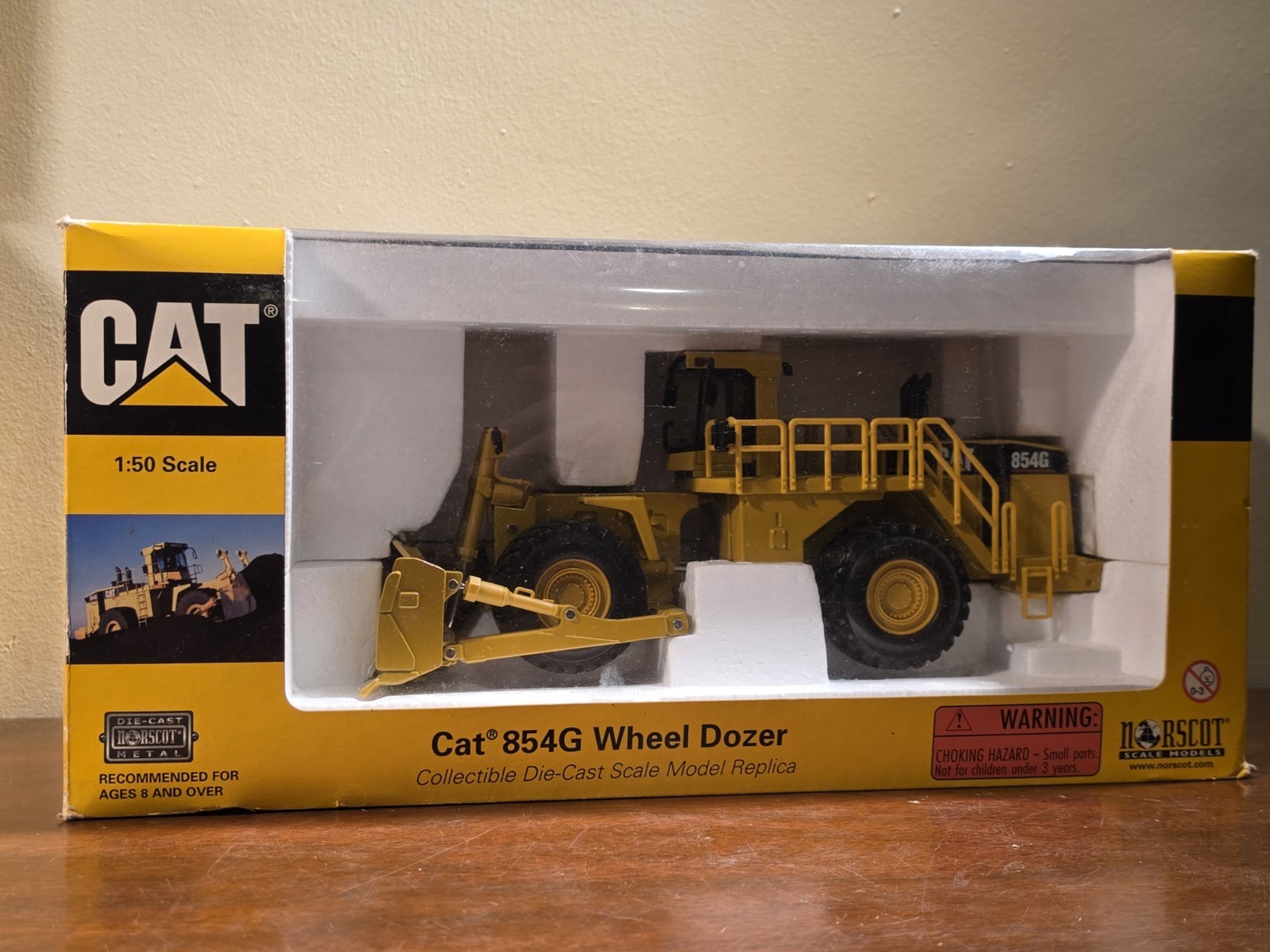 W/ BOX Norscot #55159 1:50 Scale Diecast CAT 854G Wheel Dozer 2005 Caterpillar