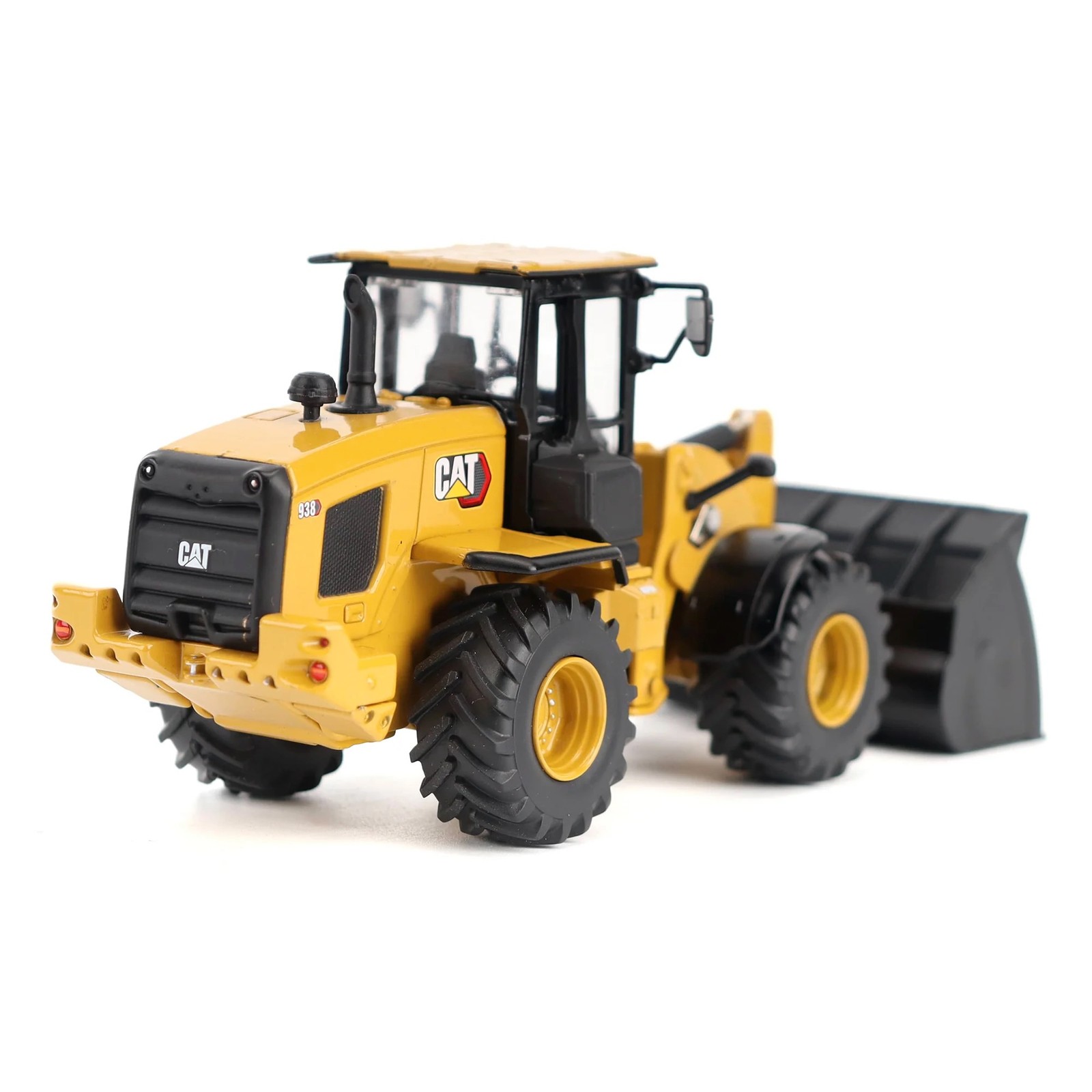 Diecast Masters 85782 Cat 938 Wheel Loader 1/50 Scale Diecast Model