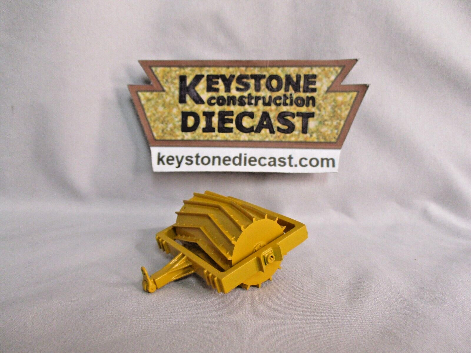 }MBM Model Tow Roller – V Cut – 3D Printed 1/48-1/50 scale (059/V3)