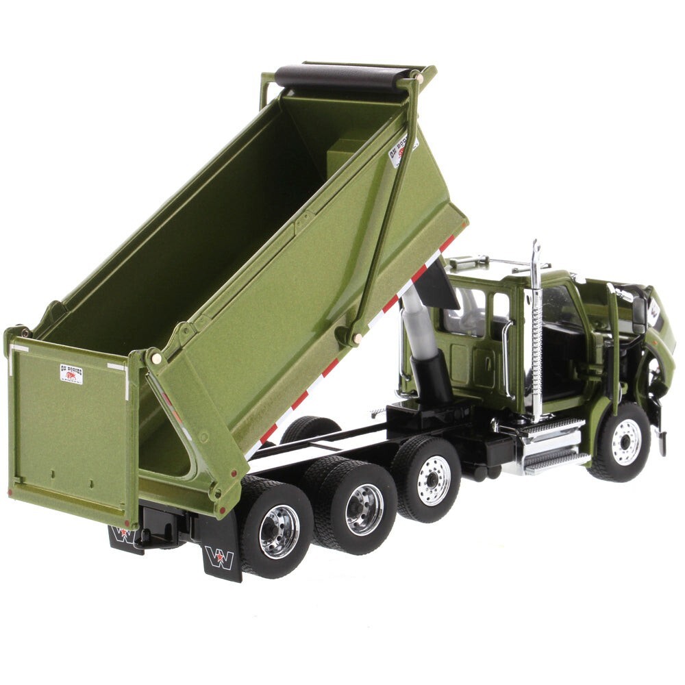 Western Star Tandem w/ Pusher Axle & Ox Bodies Stampede Dump 1:50 Model – 71086