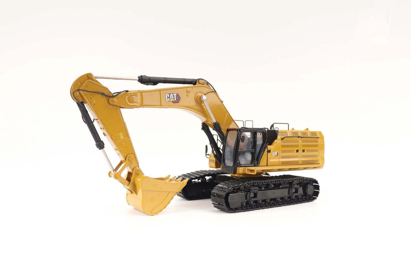 DM 1/50 Scale Cat 374 Next Generation Excavator Diecast Model Collection 85793