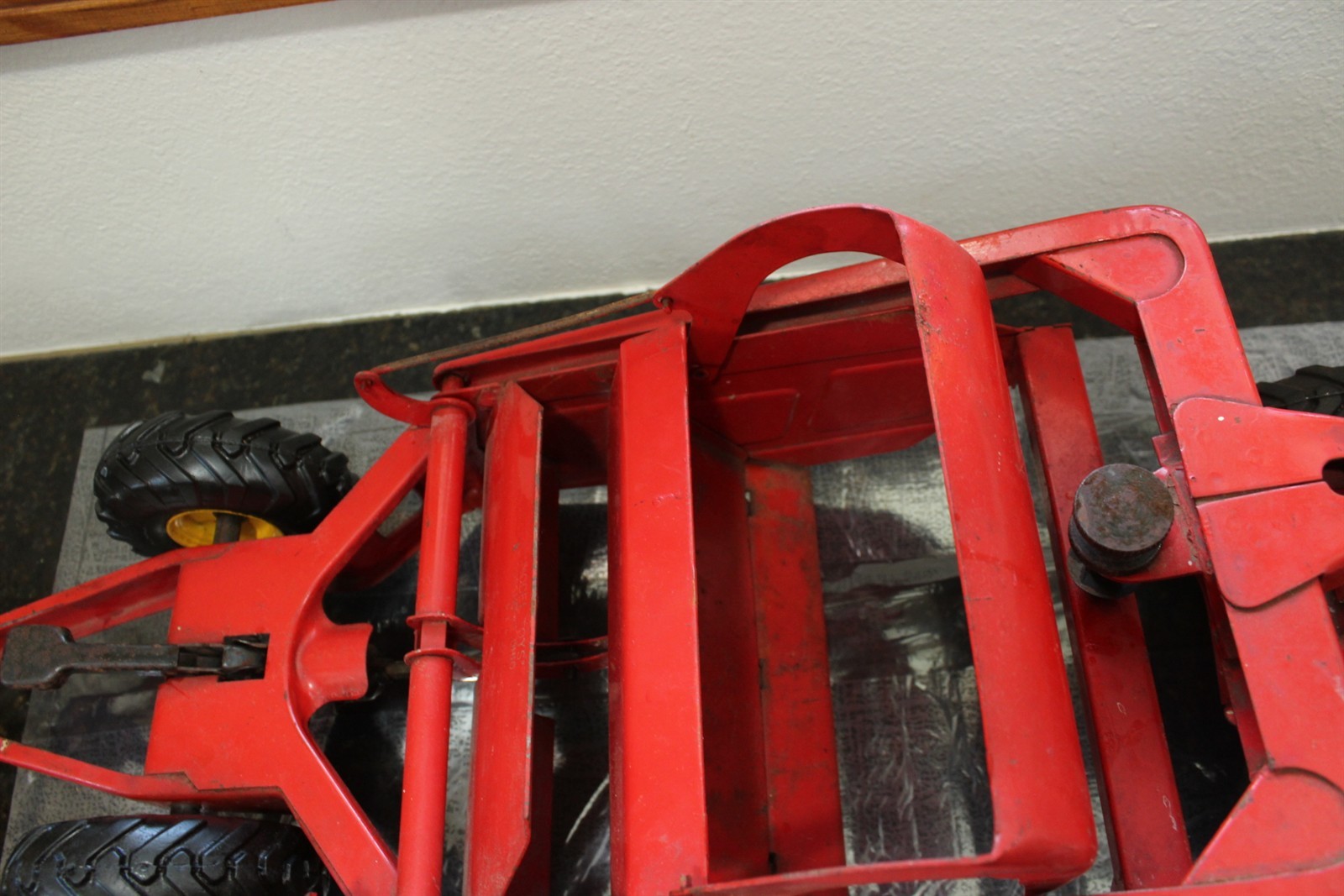 Vintage Toy Earth Mover Red 29&Prime; Long Ca. 1950&rsquo;s by Model Toys Doepke Heiliner