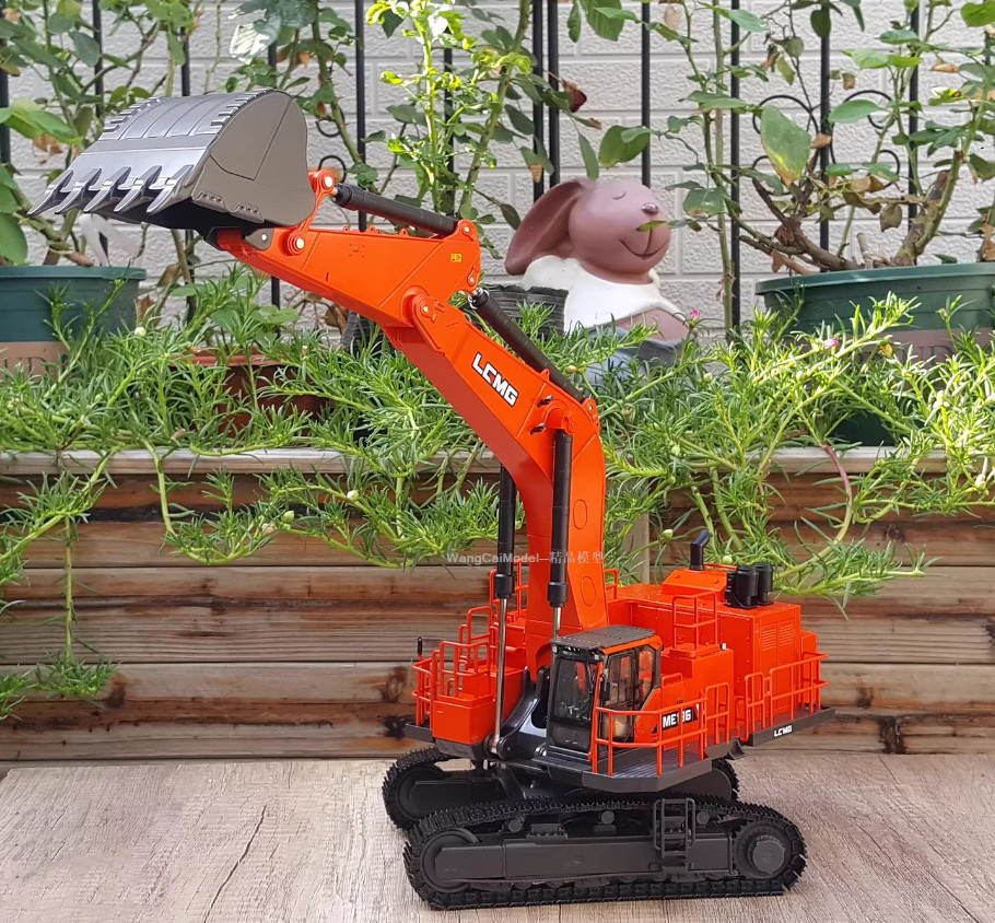 1:35 LGMG ME136 Mining Excavator Construction Machinery Equipment Diecast Model