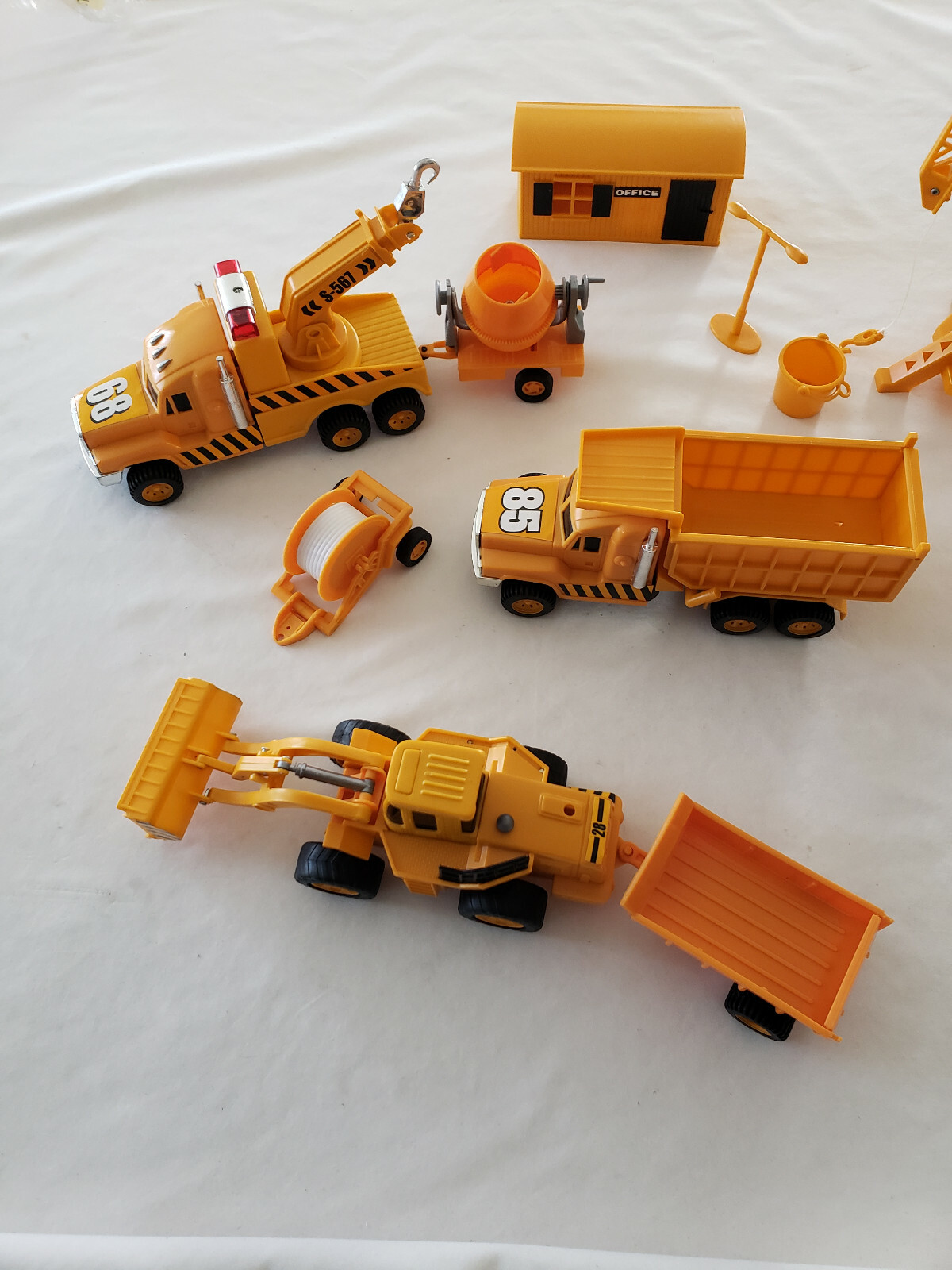 VTG 90&rsquo;S Plastic Yellow Construction Equipment SET: TRUCKS, CEMENT MIXER, ETC