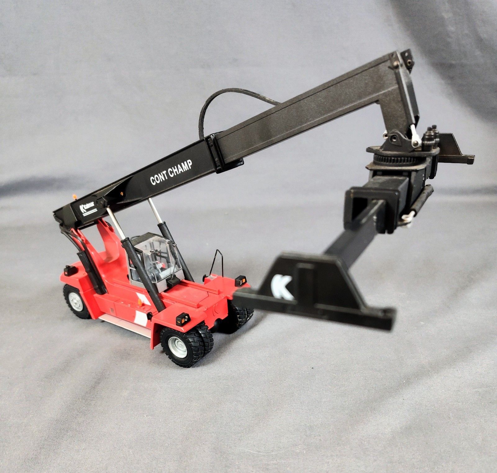 RARE Motorart Kalmar ContChamp 1:50 Diecast Container Stacker Germany