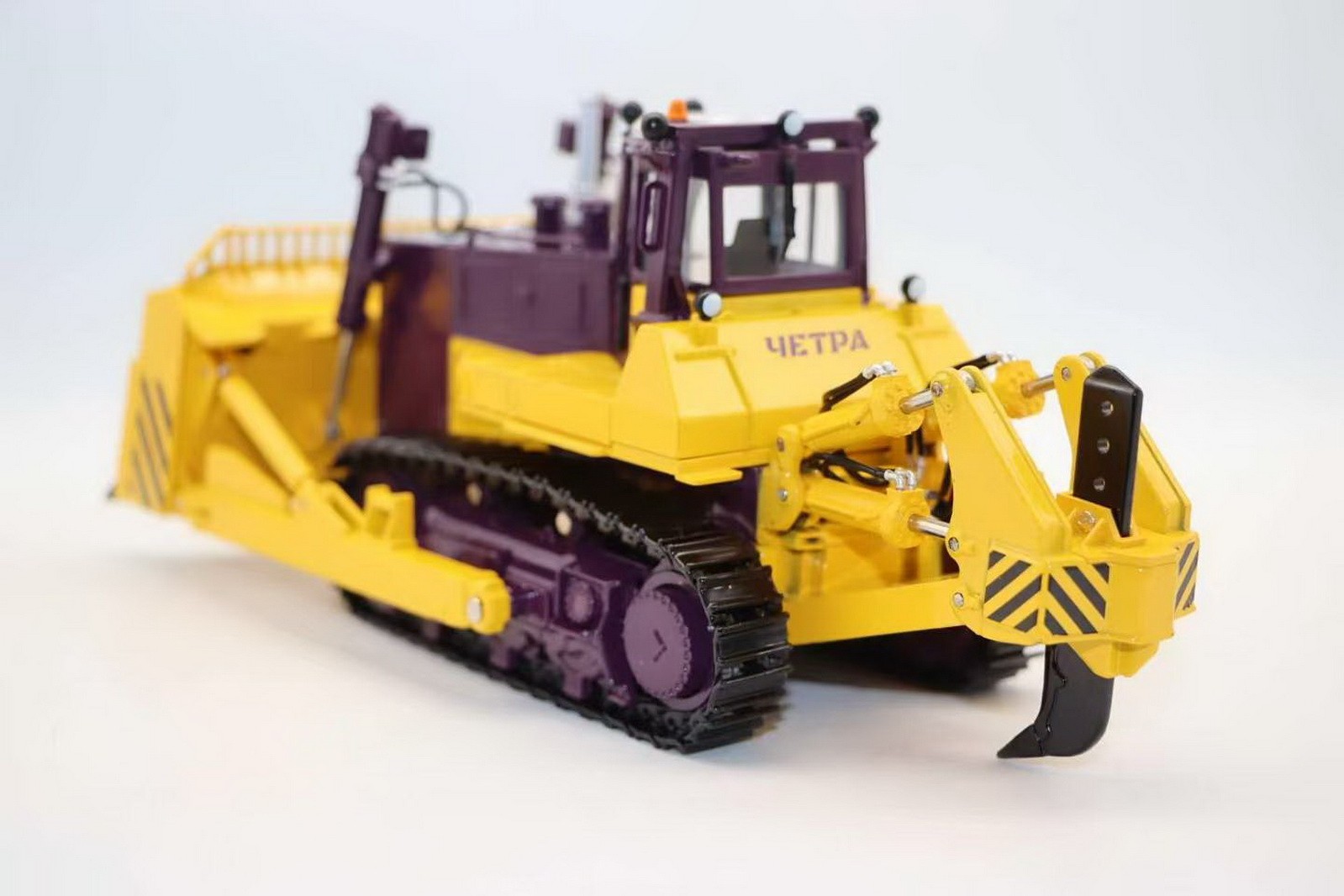 1/43 Scale RUSSIAN CHETRA T40 T-40 BULLDOZER Diecast Model Collection