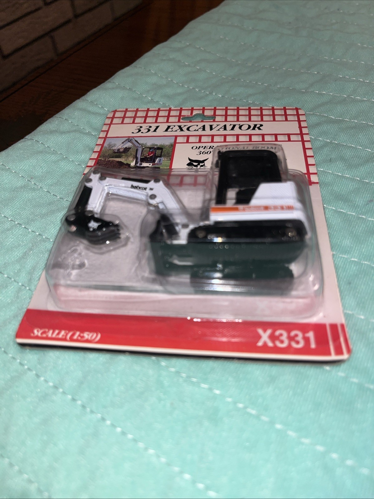 Bobcat X331 Mini Excavator – Wan Ho 1:50 Scale Diecast Model #6901119 New