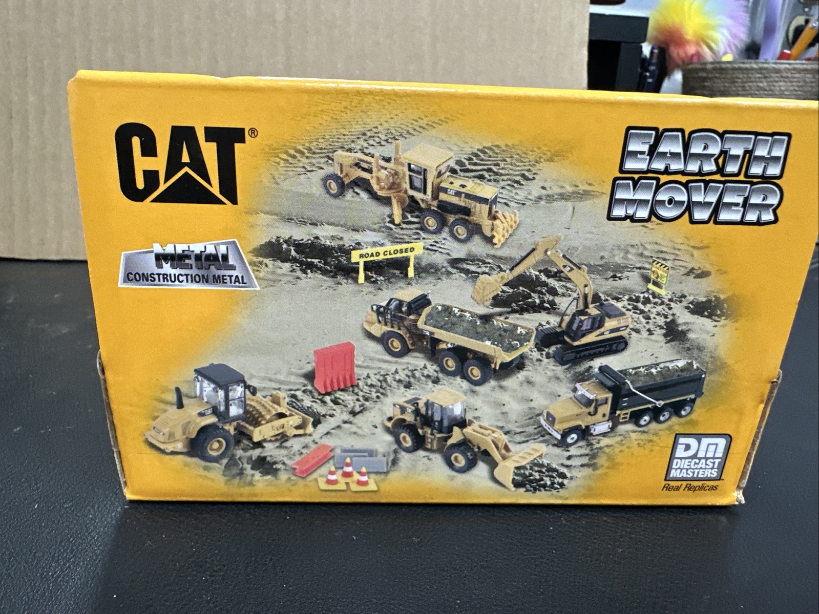Diecast Masters CAT 730 Articulated Truck 1:87 HO Scale
