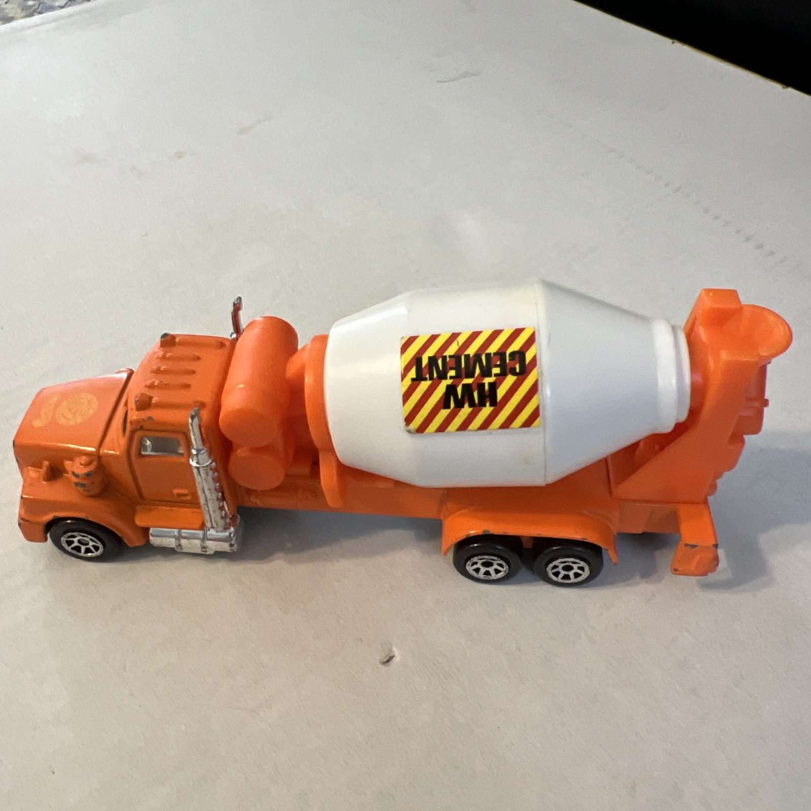 Hot Wheels 1998 Cement Truck