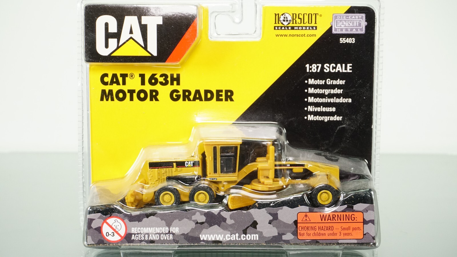 Norscot CAT 163H Motor Grader 1:87 HO Scale