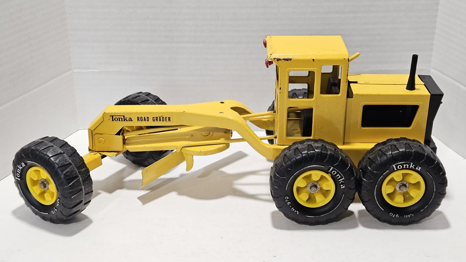 1973-75 Tonka Road Grader No. 2510