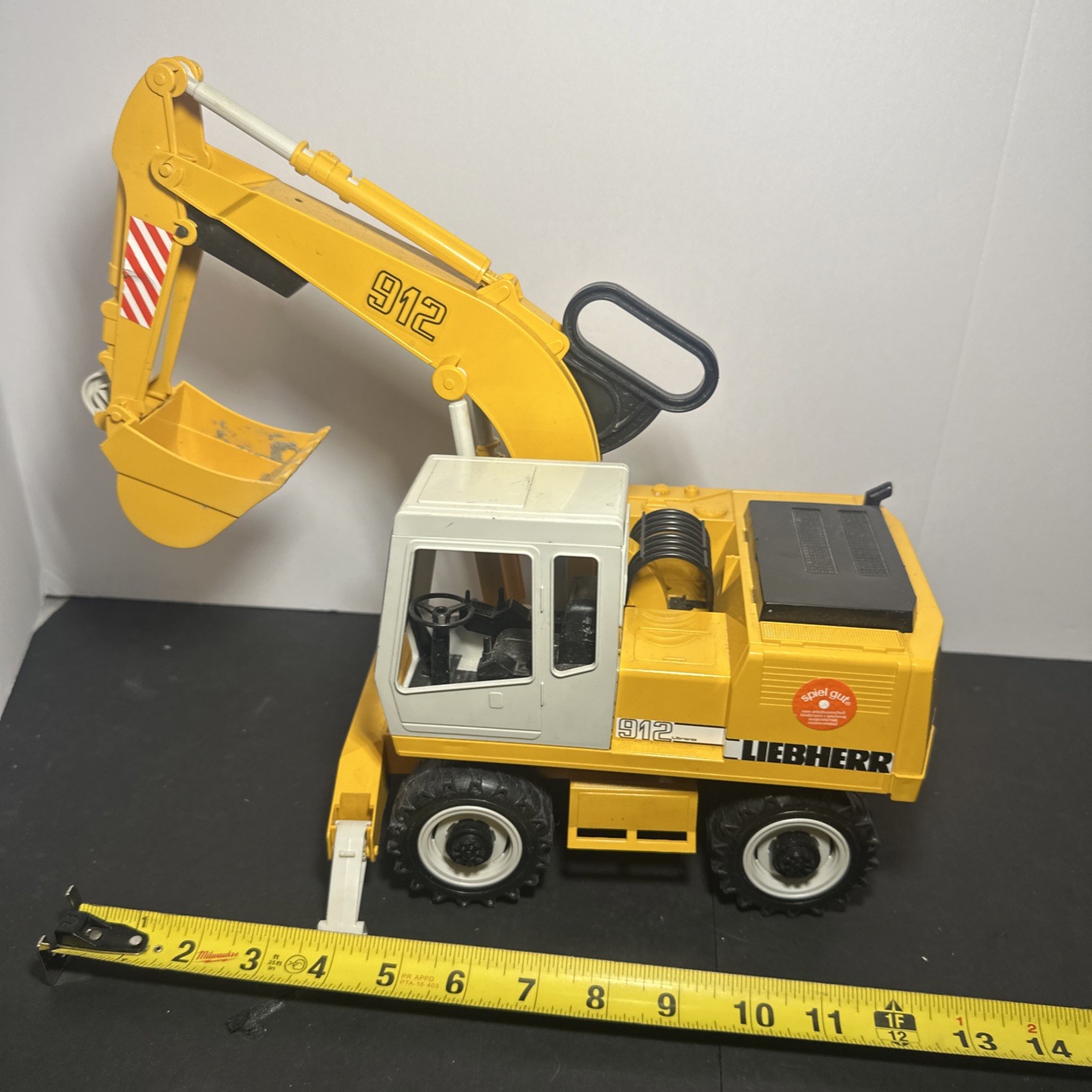 Bruder Toys Liebherr 912 Backhoe Digger Excavator 1/6 Scale Beautiful – Germany