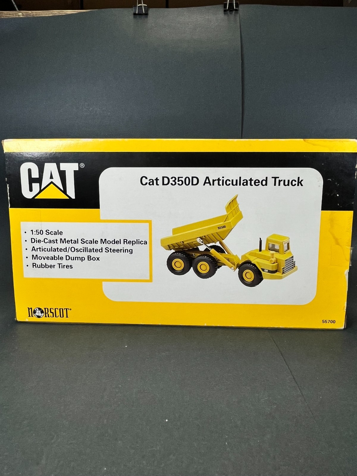 Norscot CAT D350D Articulated Truck 1:50 Die-Cast #55700 Caterpillar 1998 NIB