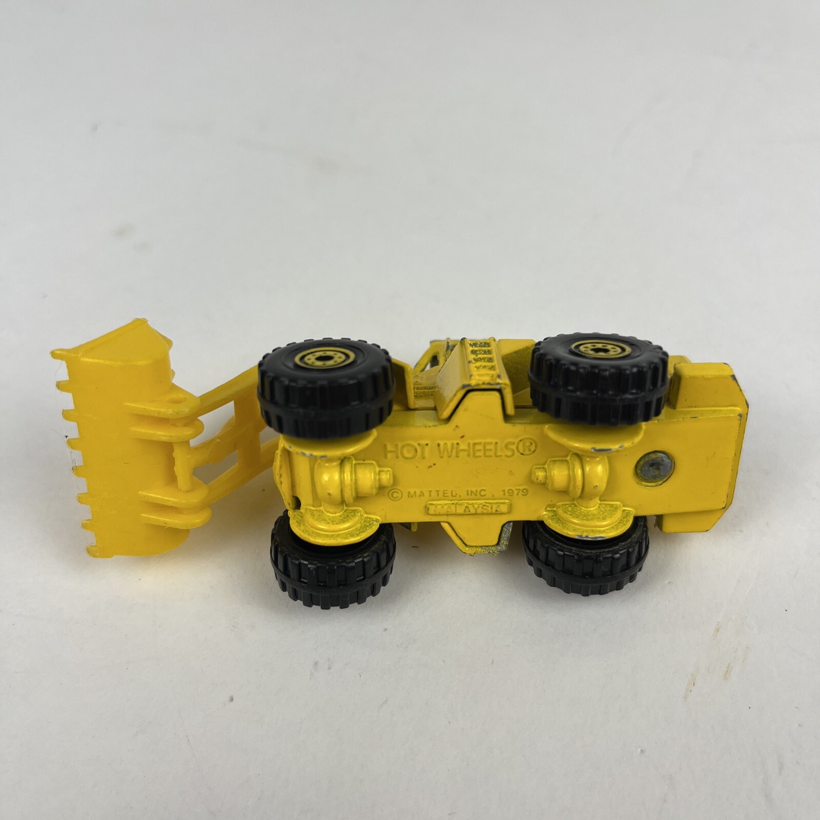 VTG 1979 Hot Wheels Caterpillar Front Loader Construction Yellow 1/64 Malaysia
