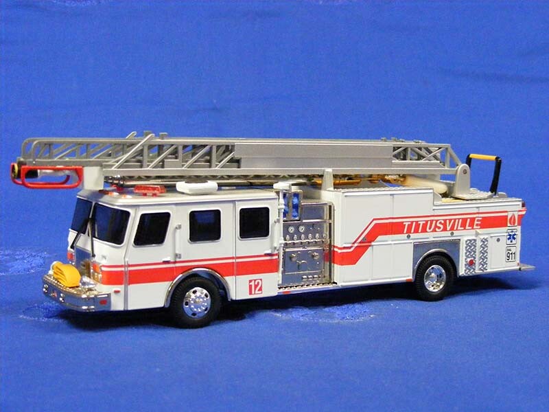 Corgi 54904 E-ONE 75&prime; Fire Ladder TITUSVILLE, FL 1/50 Brand-new MIB