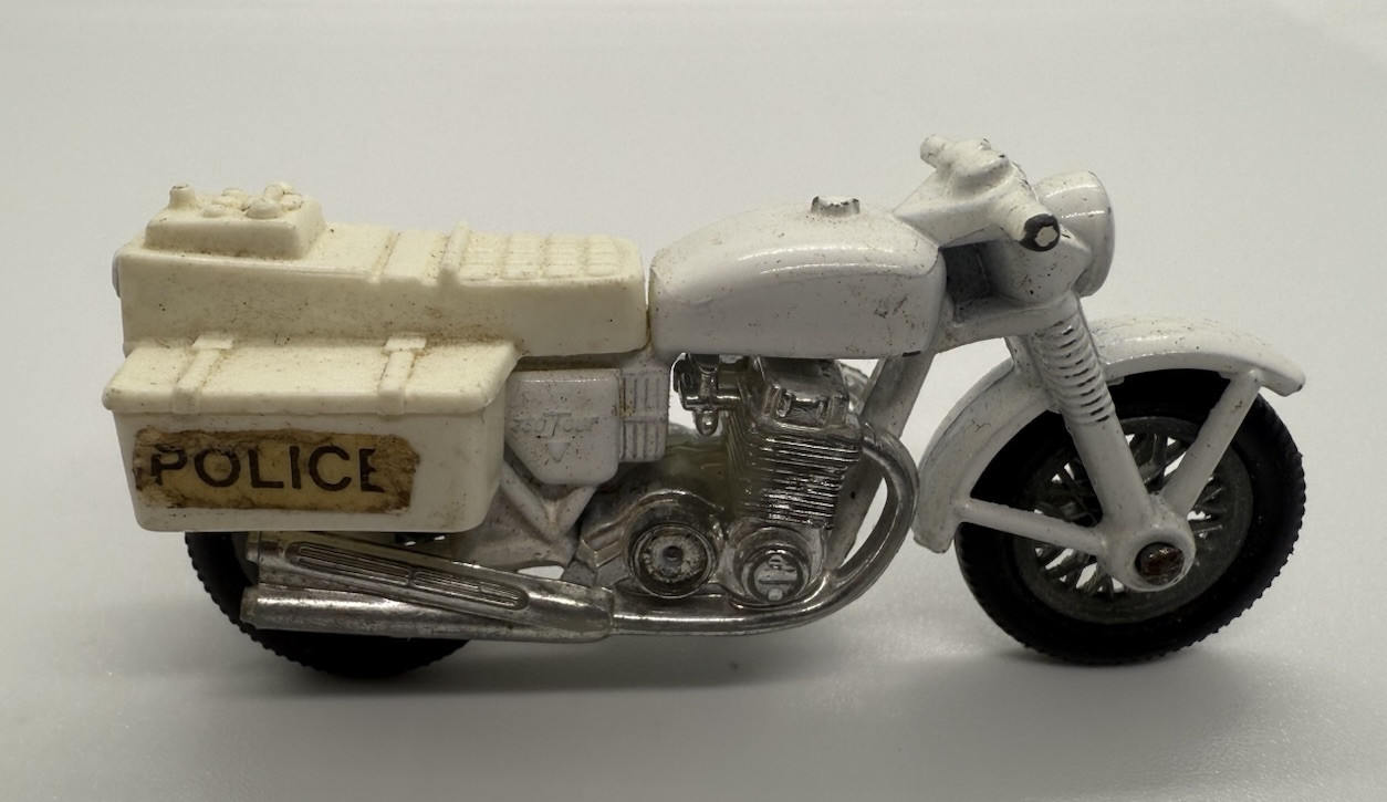 Vintage Matchbox Lesney Toy No 33 Honda 750 White Police Motorcycle Bike