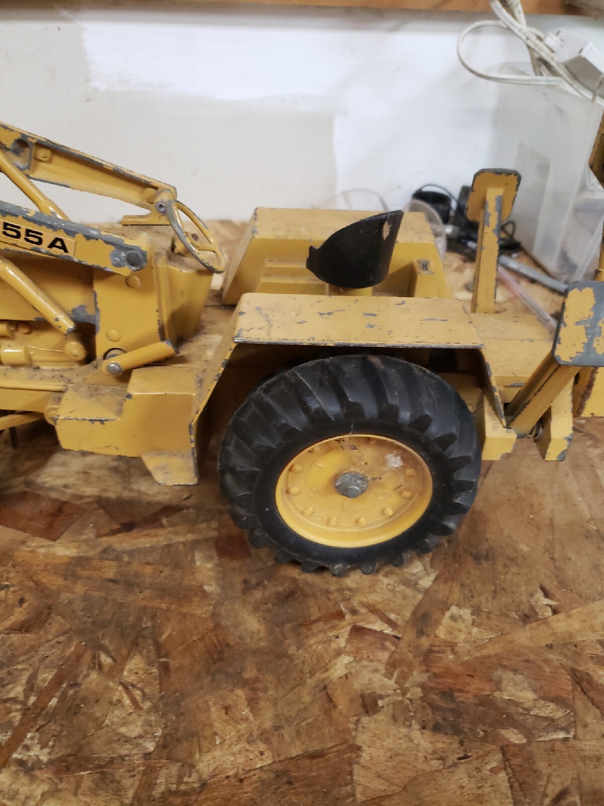 Vintage ERTL Ford 755A Backhoe End Loader 1/12th Scale Used READ BROKEN TIE RODS