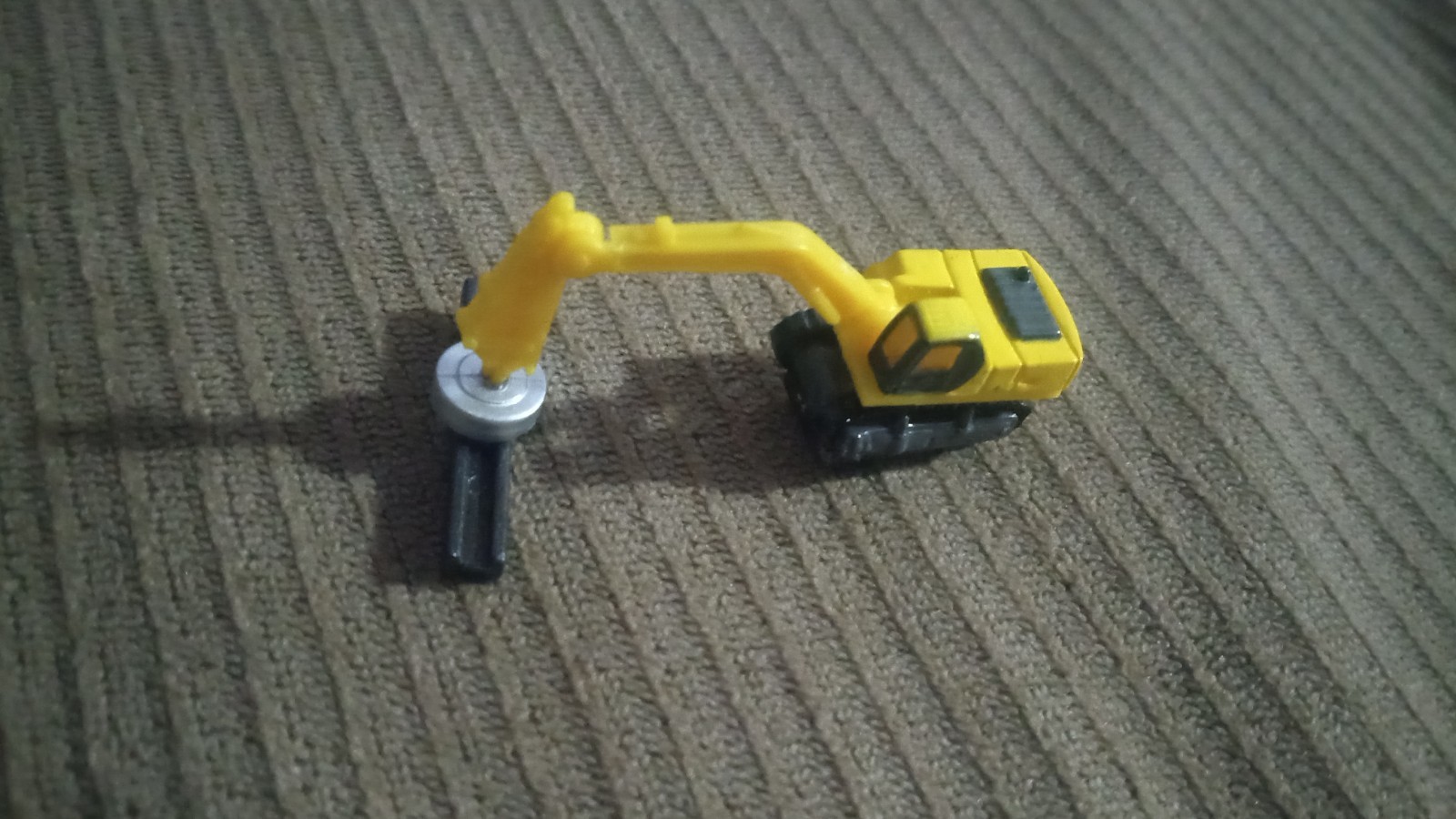 Capsule Tomica ConstructIon 39 Komatsu Lift Magnet Power Shovel 2006 series 12