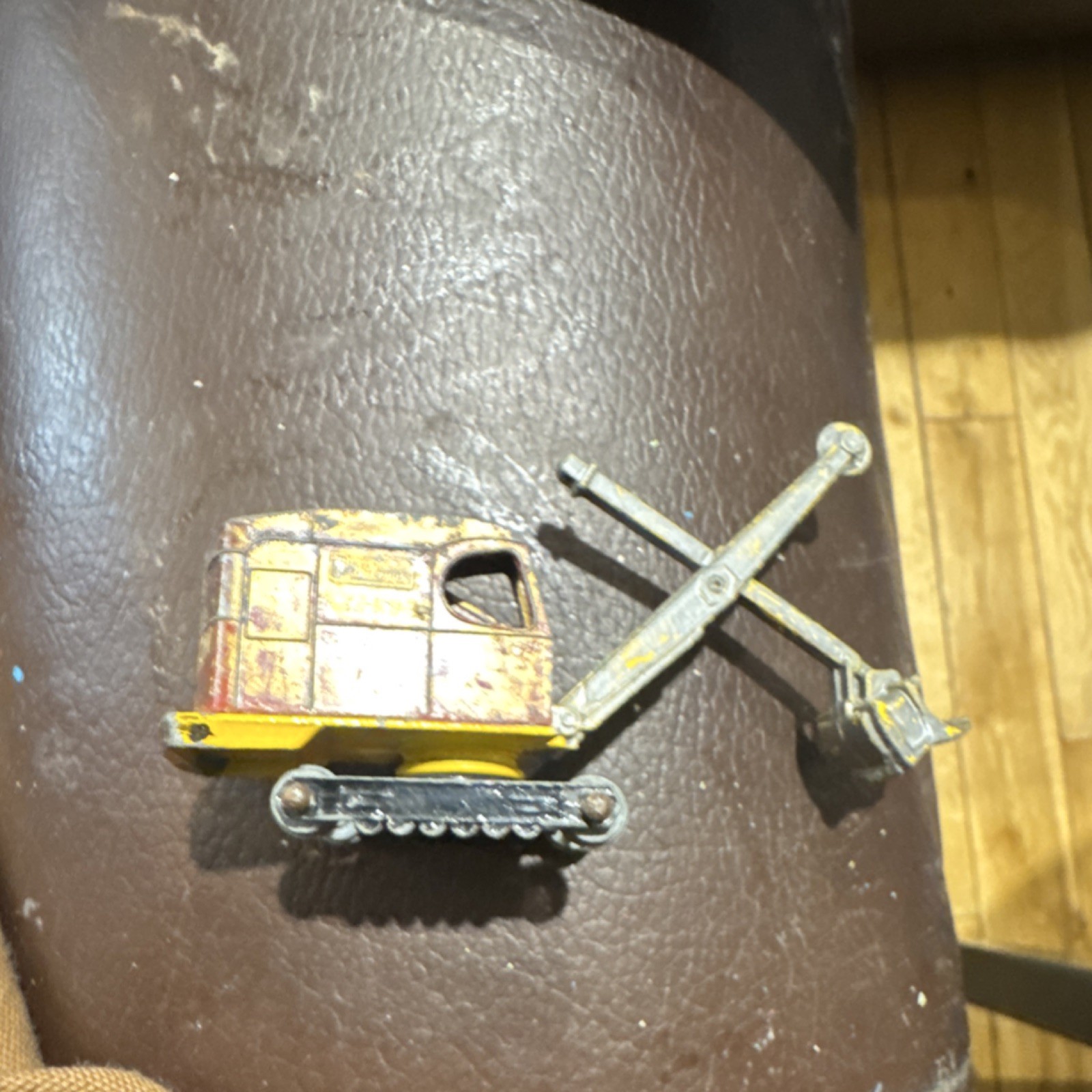 Taylor Woodrow Diecast Excavator Yellow Brown Construction Vehicle