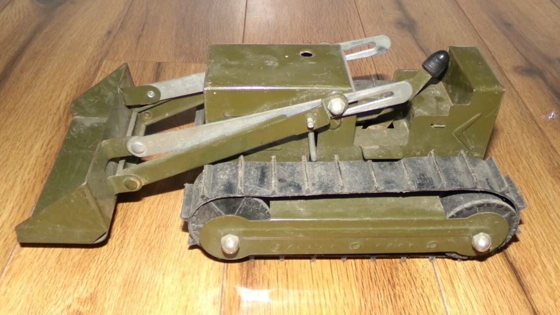 Vintage 1960s Structo Green U.S. Army Engineers Bulldozer Pressed Steel Toy Rare