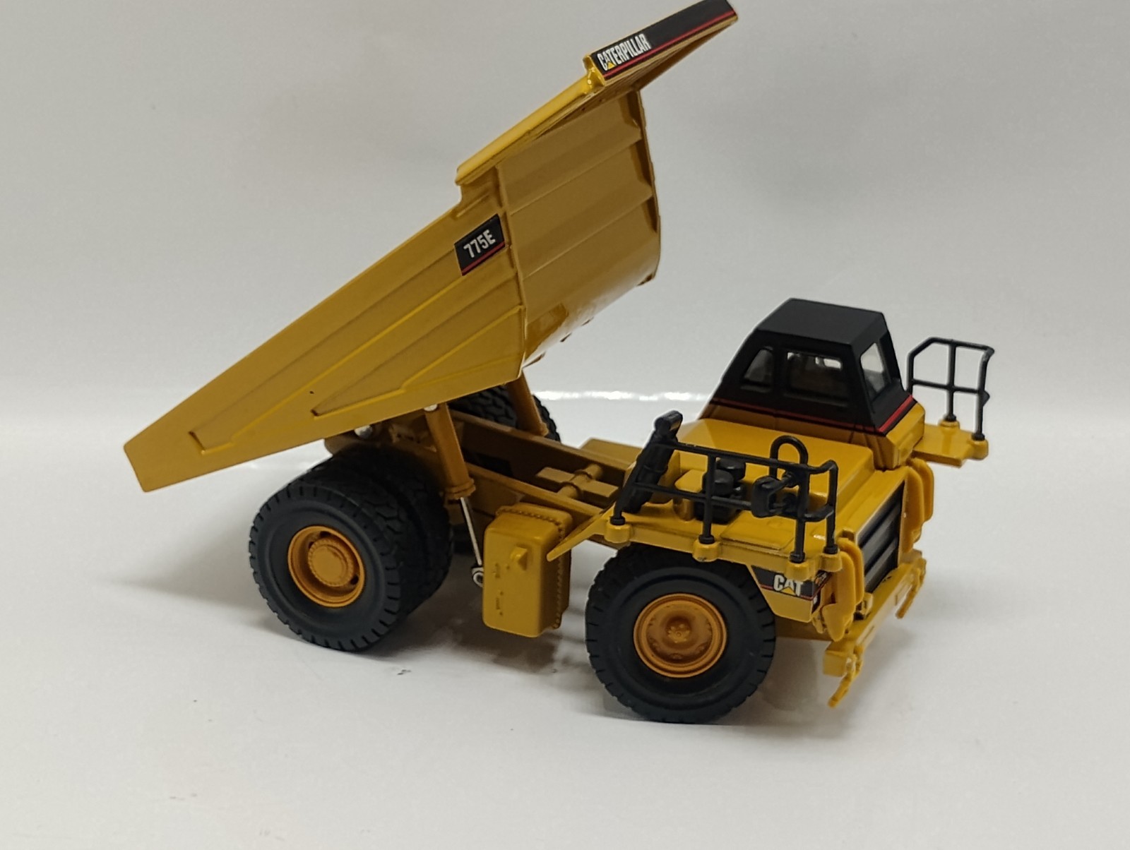 Norscot 1:54 Scale Cat Caterpillar 775E Off Highway Dump Truck