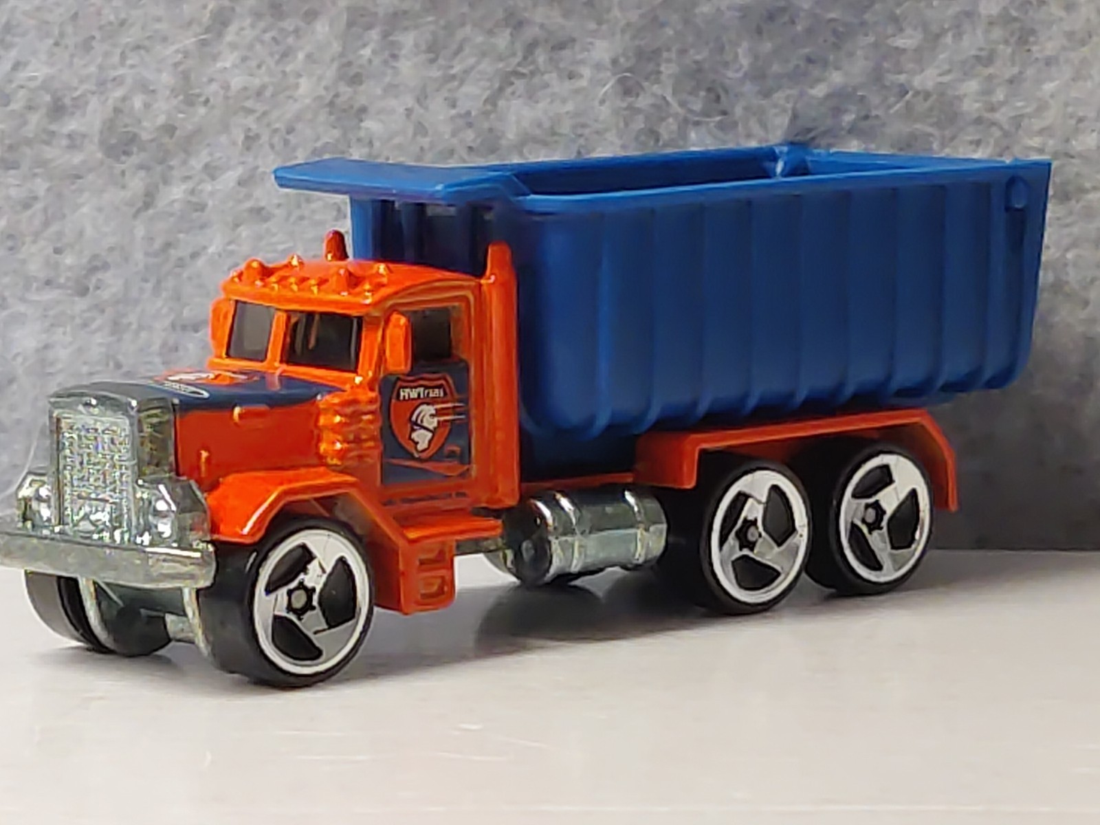 Hot Wheels VTG 1979 PETERBILT DUMP TRUCK – Loose Mint Condition