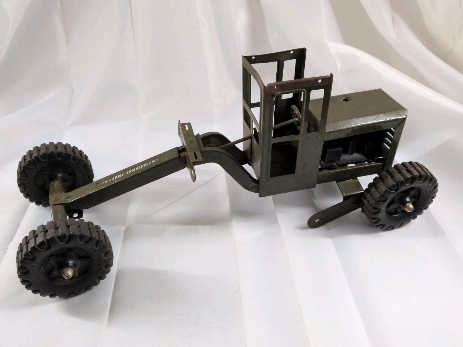 Structo Army Engineers Green Pressed Steel Toy Road Grader As Is Missing Blade