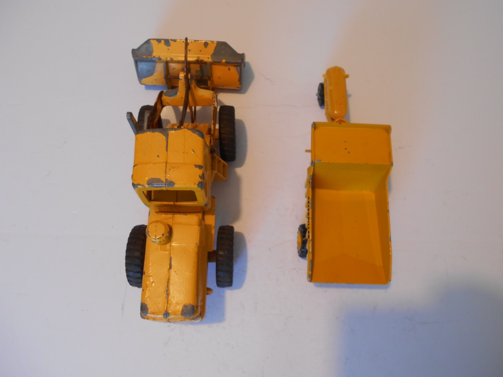 Vintage Ertl Hough Payloader H90 International Harvester & Custom CAT Dump Truck