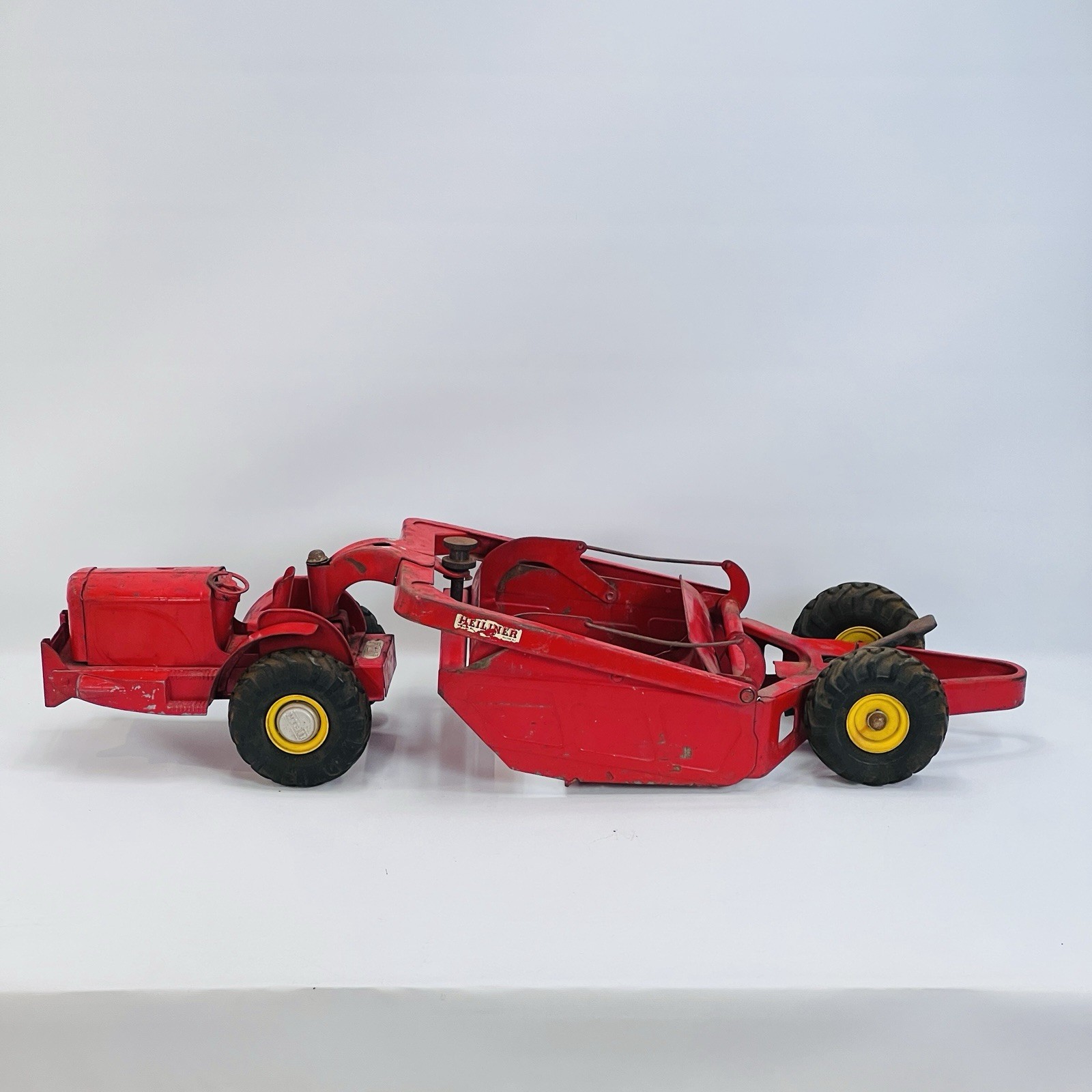 Vintage 1950&rsquo;s Doepke Heiliner 29&Prime; Red Pressed Steel Earth Mover Grader Truck