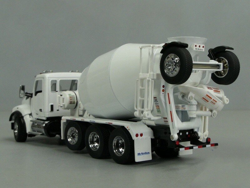 1:50 DM T880SFFA MC Cement Mixer Truck Construction Machine Diecast Model