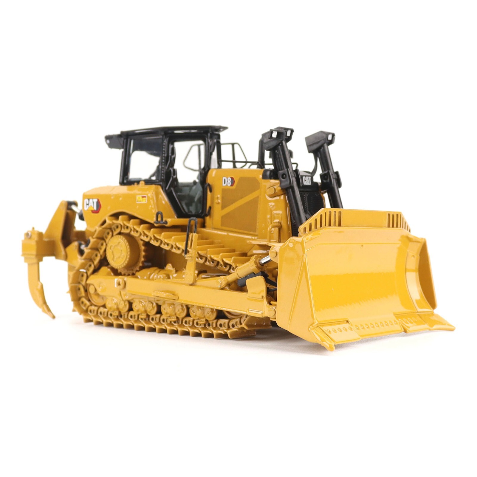 CAT D8 Dozer – Standard Configuration 1:50 Scale Model – Diecast Masters 85757