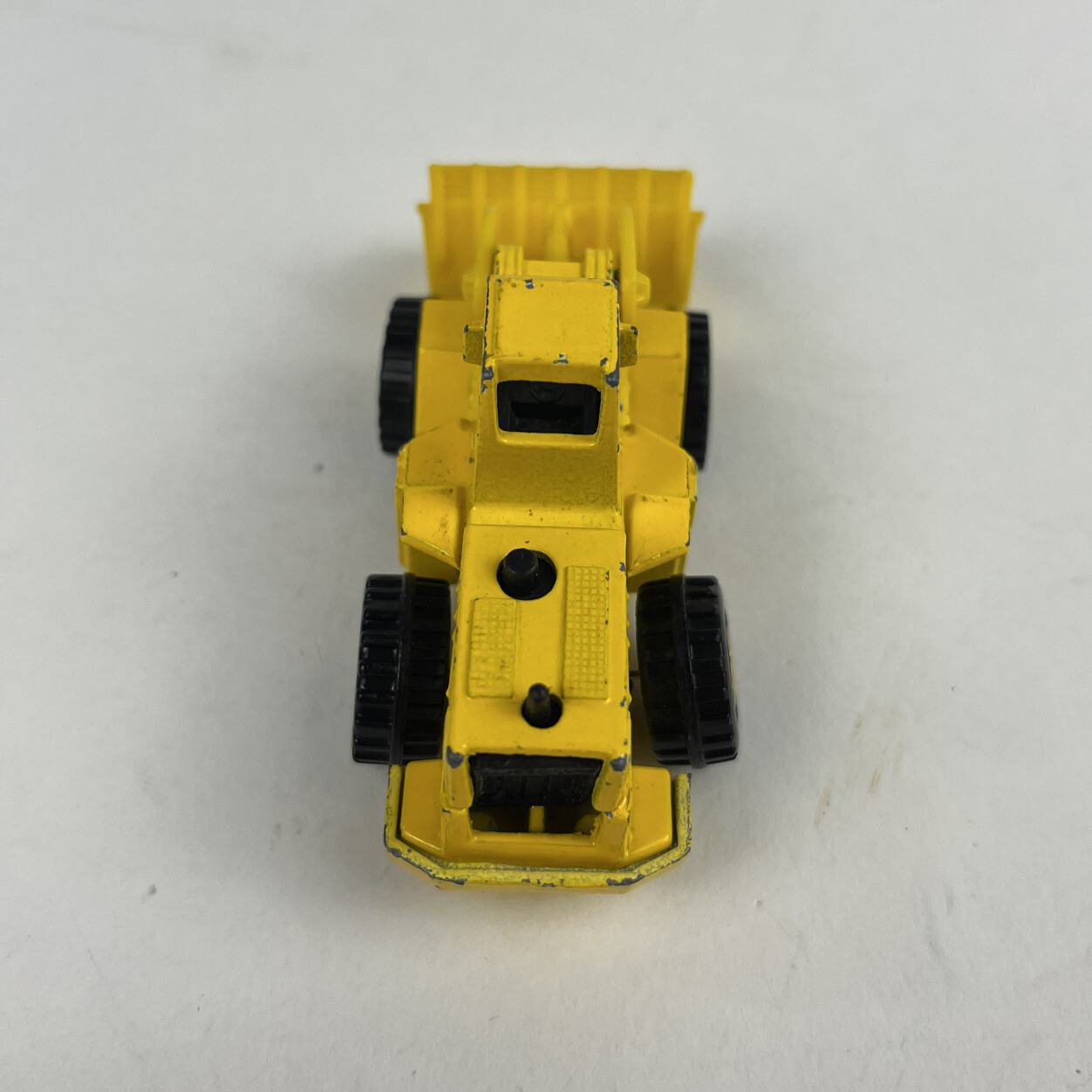 VTG 1979 Hot Wheels Caterpillar Front Loader Construction Yellow 1/64 Malaysia