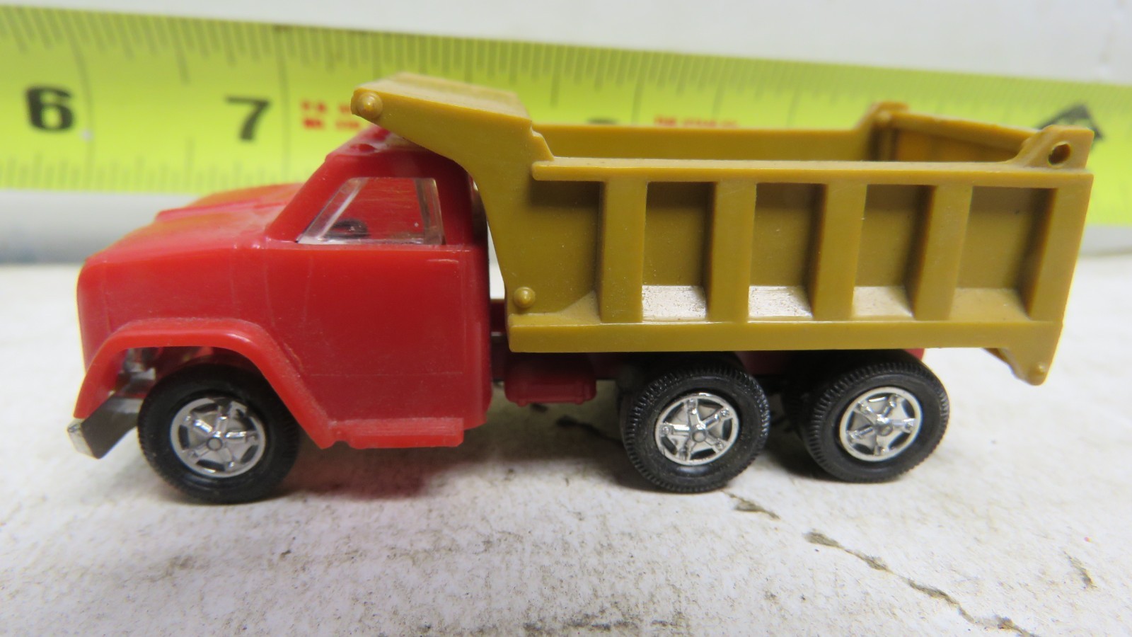 Mini Lindy GMC DUMP TRUCK 1:64 11 Lindberg 636904