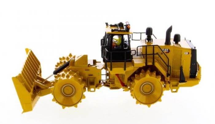 DIECAST MASTERS – Construction Equipment for Waste – CATERPILLAR 836 – 1/50…