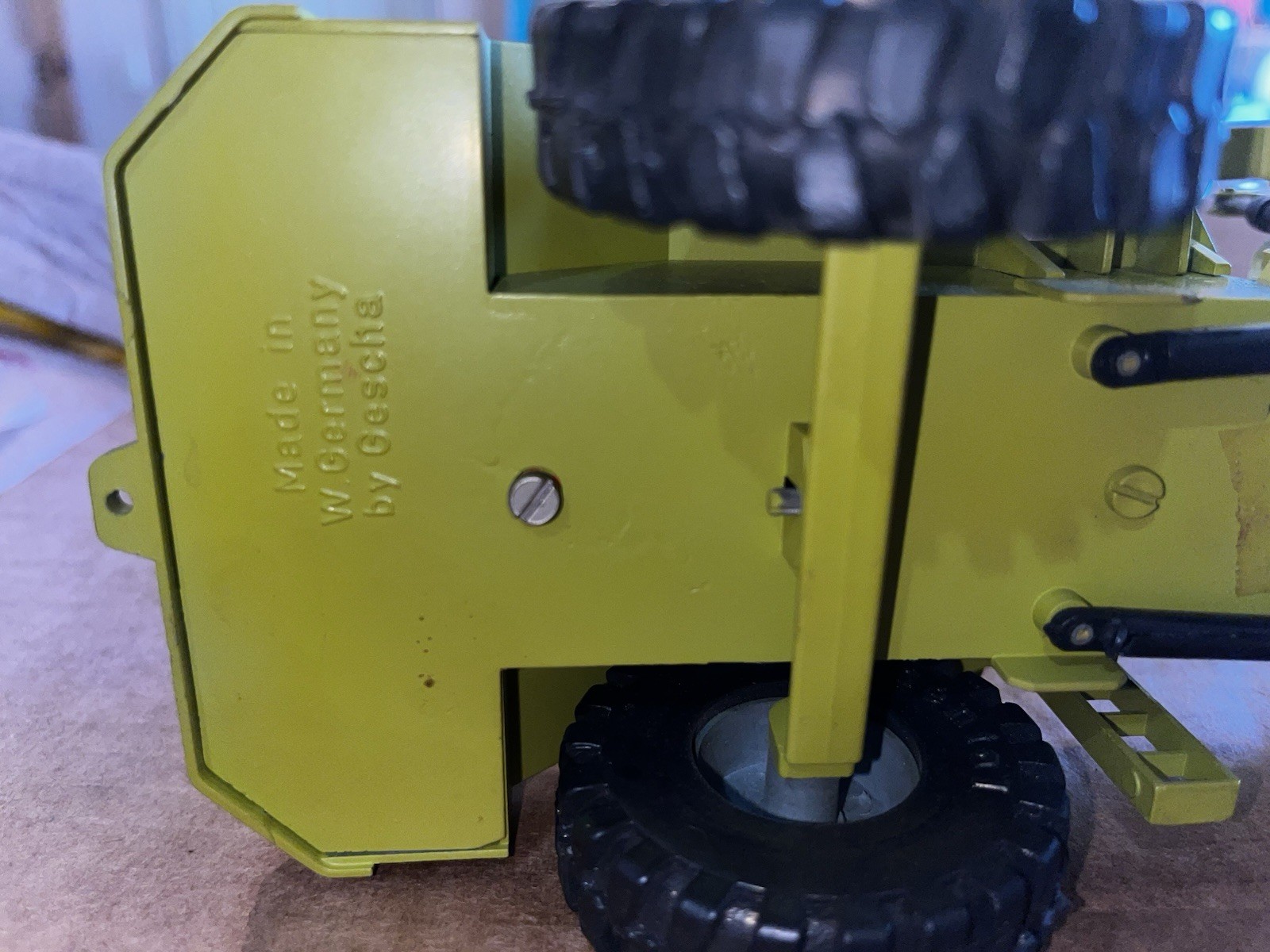 Gescha Terex GM 72-71 1:50 Diecast Articulated Wheel Loader USED Missing Parts