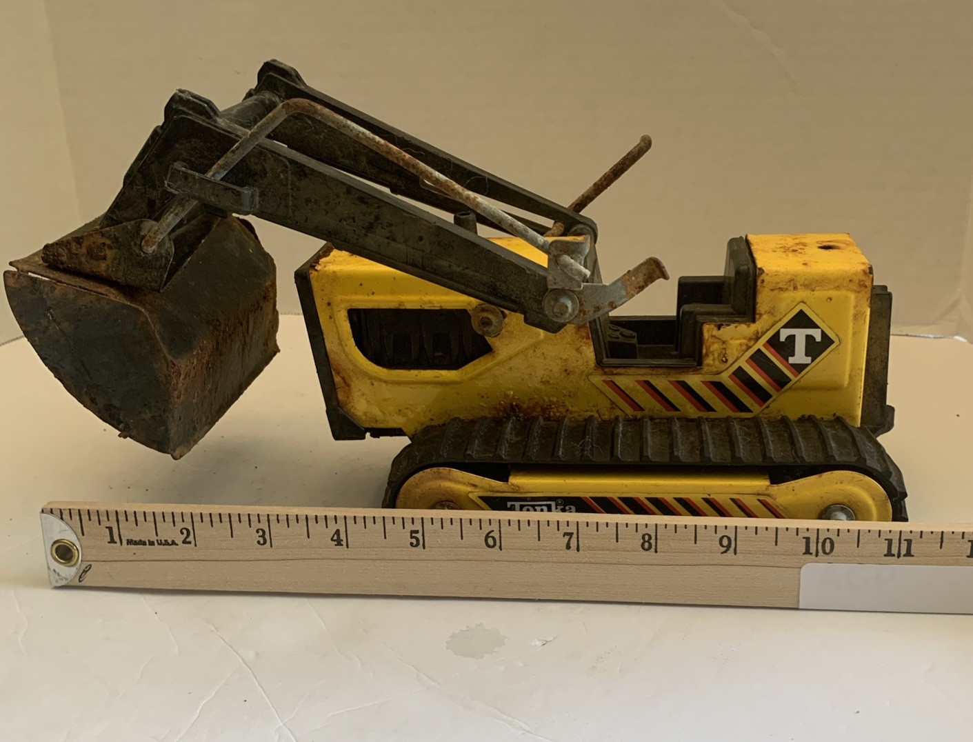 Vintage Tonka Yellow Metal T-6 Track Front End Loader/Backhoe Bulldozer As Is
