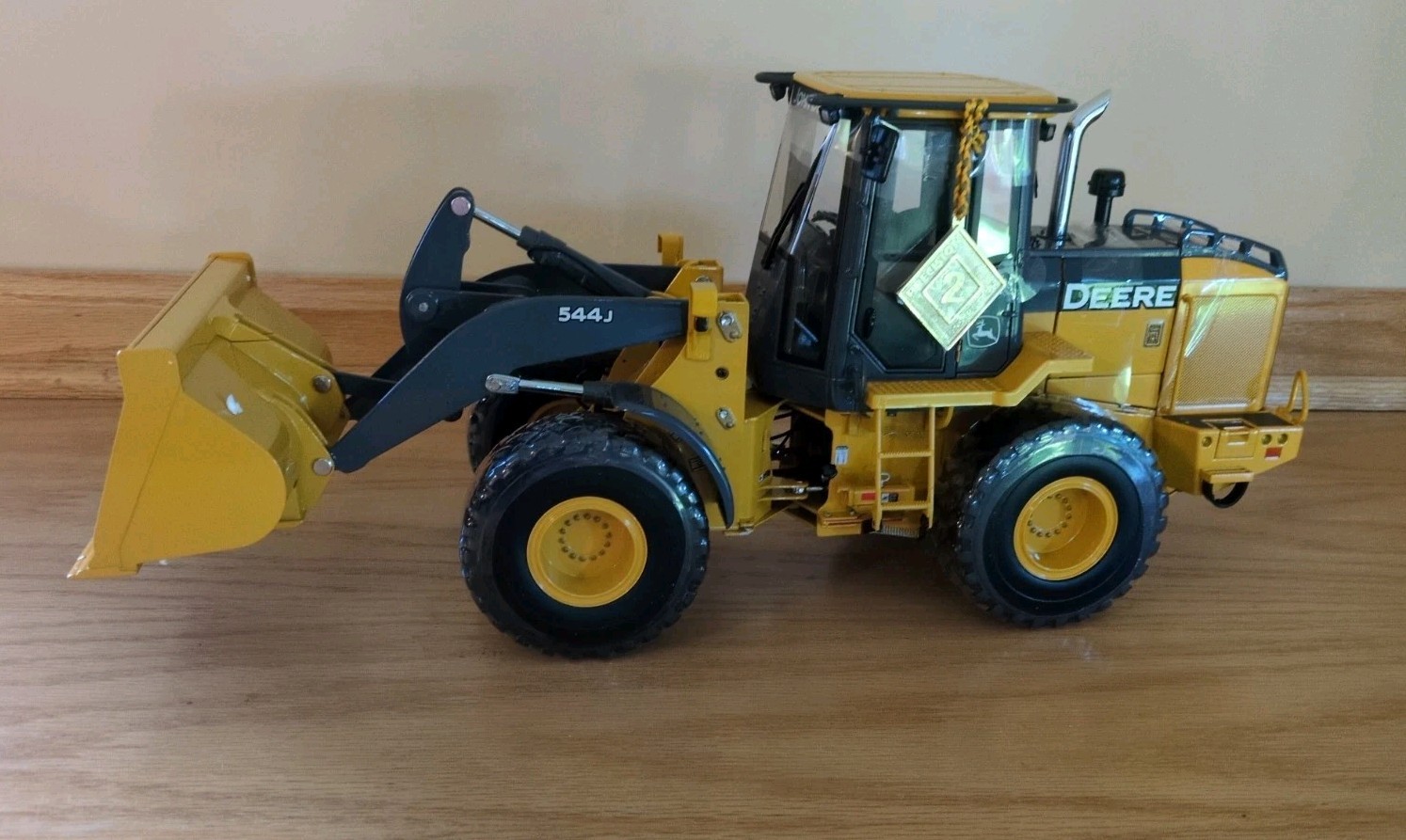 John Deere 544J Wheel Loader 1:16 Diecast Precision Construction Series
