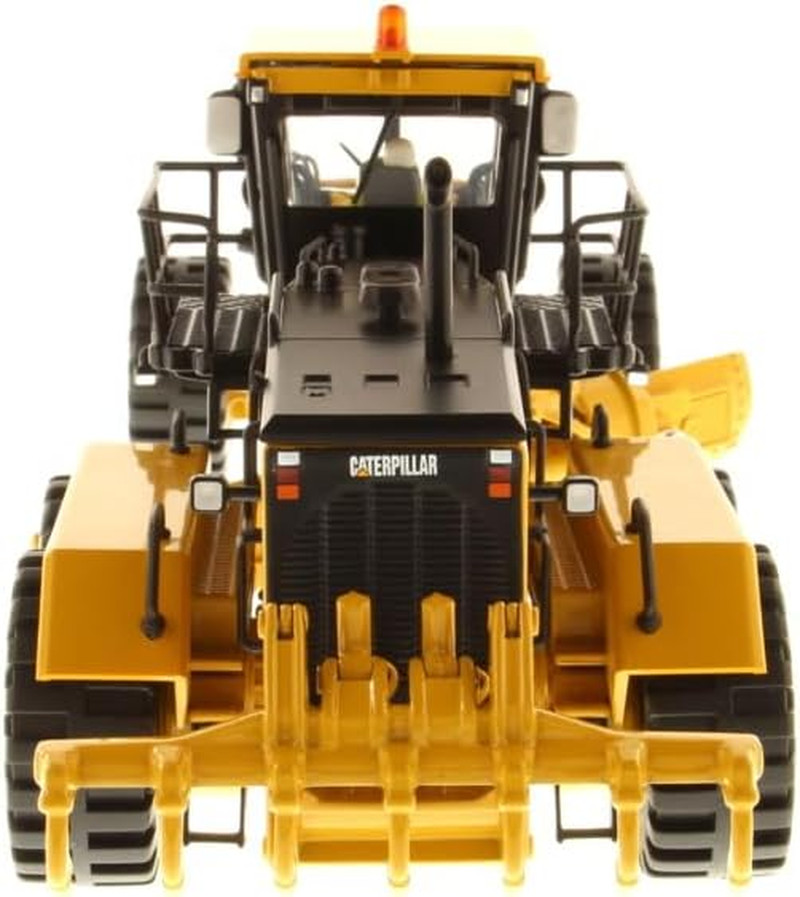1:50 24M Motor Grader – Core Classics Series 85264C