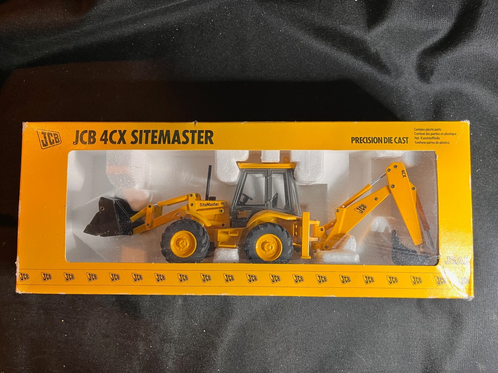 Joal 175 JCB 4CX Sitemaster Backhoe Loader 1:35 Scale