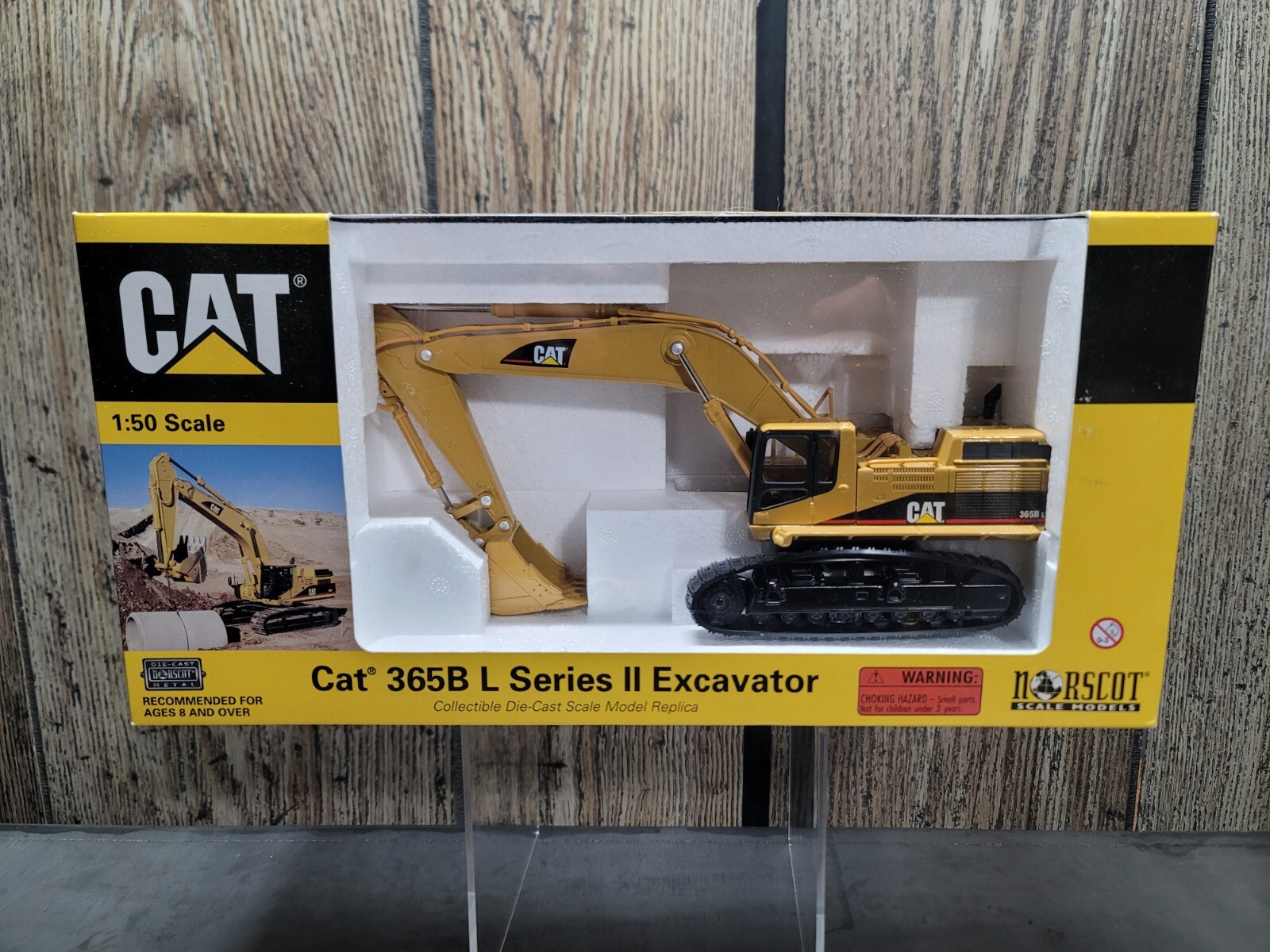 Norscot 55058 1:50 Scale Caterpillar CAT 365B L Series II Excavator NIB O Scale