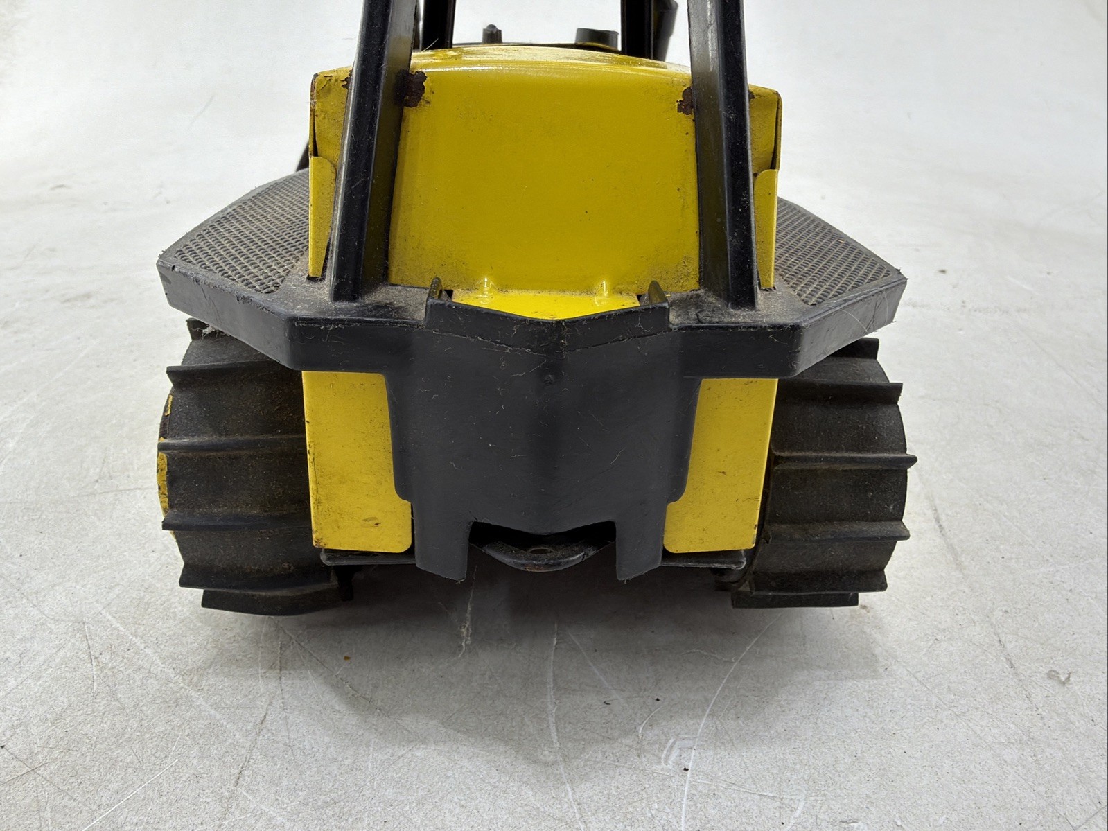 Vintage 1980&rsquo;s Tonka Yellow Steel Bulldozer 13&Prime; Model #51054